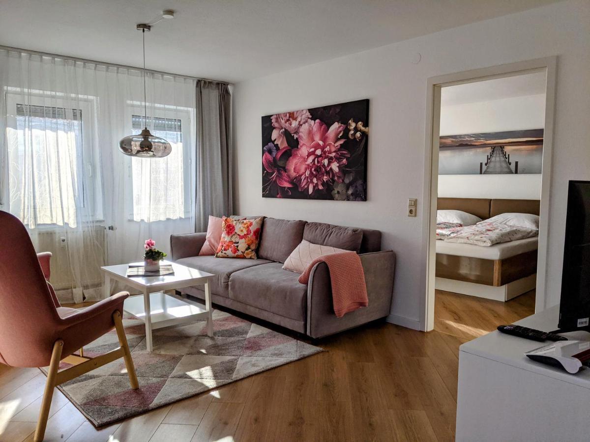 מצינגן Cozy Apartment With Parking Garage Near Outlet מראה חיצוני תמונה