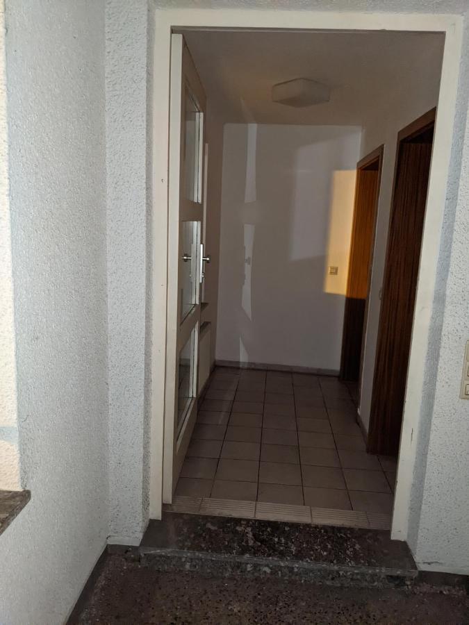 מצינגן Cozy Apartment With Parking Garage Near Outlet מראה חיצוני תמונה